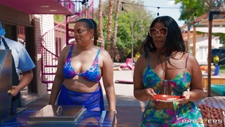 Jayla Page gives masterful blowjob to Scott Nails