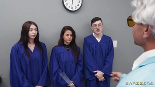 Violet Gems is sucking Oliver Flynn's cock