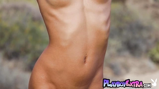 Classy MILF in high heels posing nude