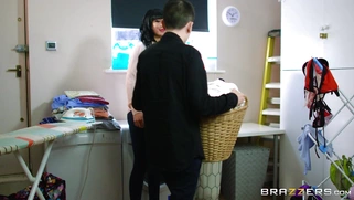 Busty Valentina Ricci seducing her stepson Jordi