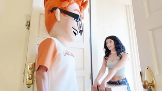 From Handjob to Cum in Mouth: Harley Haze’s PornDude Debut