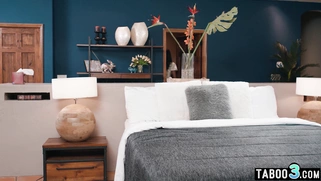 Ebony MILF wants to feel sisters hubby