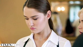 VIXEN Zaawaadi's Great Hotel Meeting