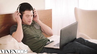 VIXEN Melissa Moore Caught And Fucked By Roommate