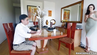 Mom Chanel Preston seduces her daughter's boyfriend