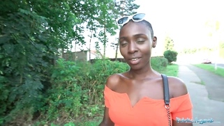 Ebony model Zaawaadi taken into the woods for hard outdoor fucking