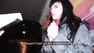 Street cash for suck and fuck on big thick dick