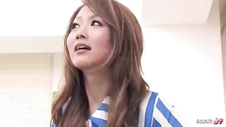 Japanese Salewoman get Creampie Sex