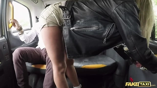 FakeTaxi Horny couple take taxi for sex