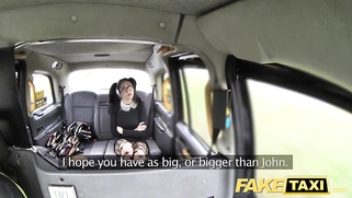 Fake taxi Spanish beauty in glasses loves taxi dick