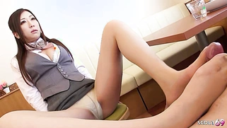 Japanese Teen Blow Stranger at Work