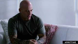 Nymphomaniac Teen Hayley Spades seduces her stepfather's client by masturbating in front of him!