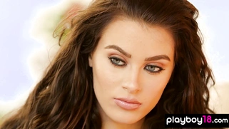 Nude teen Lana reveals her sweet pussy