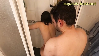 Big Natural Tits Stepsister Got Fucked While Showering