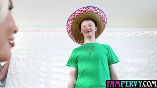 BBW MILF plays with stepsons huge maraca