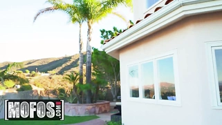 German Annie Aurora's bubble butt gets fucked POV