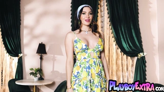 Confident MILF reveals her sweet pussy