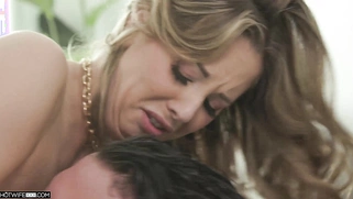 Sexy Wife Gets A Thick Cream Pie