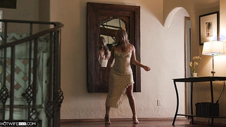 Sexy Shared Wife Gets A Creamy Pearl Necklace (Nicole Aria)