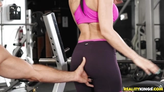 Rachel Starr gets licked and her boyfriend is none the wiser