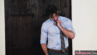 Charming Carolina Sweets Dries Up And Fucks After Being Soak In The Rain