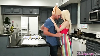 Small Tits Blonde Elsa Jean Gives Her Man A Blowjob At Thanksgiving