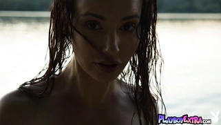Czech teen Elilith posing naked at beach