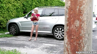 Kenzie Reeves was [censored] by a man in mask in the parking lot