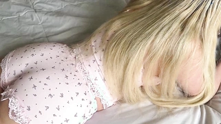 Beautiful Big Ass Busty Blonde Stepsister Fucked While Gaming