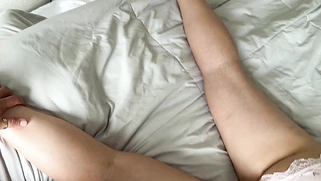 Beautiful Big Ass Busty Blonde Stepsister Fucked While Gaming
