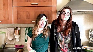 Lesbian Babe Goes Down On Her Friend