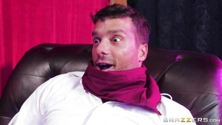 MILF Mercedes Carrera dancing and seducing Ramon