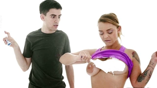Liza Del Sierra and Jordi play with Liza's big boobs