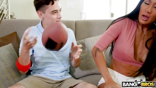 Amia Miley offers her secret cure for injured Juan's cock