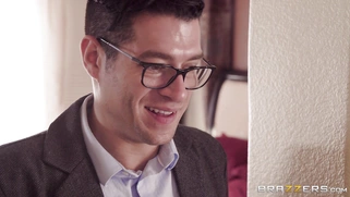 Nicolette Shea plays with her big boobs in the bathtub