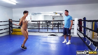Ebony teen Amethyst Banks training in the boxing ring
