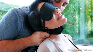 Lela Star cheats on her hubby with neigbour Keiran