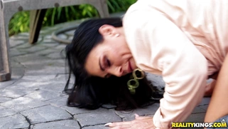 Brunette Melissa Lynn gets doggystyled outdoors