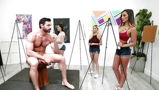 Jaye Summers is going to draw live nude model Charles Dera