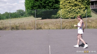 Abbie Cat and Yuffie Yulan flashing their tits while playing tennis