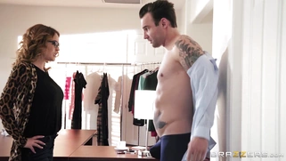 Horny MILF Krissy Lynn orally pleasures the lucky prick