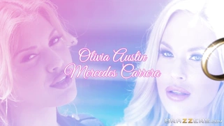 MILFs Mercedes Carrera and Olivia Austin get facialed