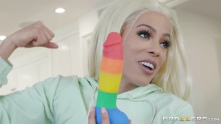 Blonde Luna Star demonstrates how to suck dildo