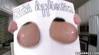 Siri demonstrates her huge natural 39H boobs