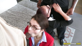 Mischa Brooks and Valentina Nappi got on their knees and went to town