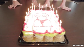 Kendra Spade and Kenzie Taylor congratulate BF with his birthday